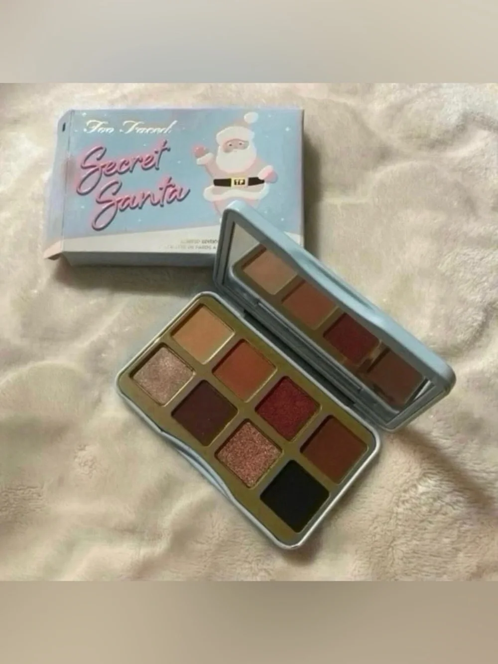 5/$25 🚨 Too Faced Secret Santa Eyeshadow Palette
